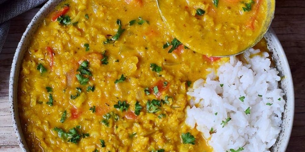 Red-Lentil-Dhal-with-rice